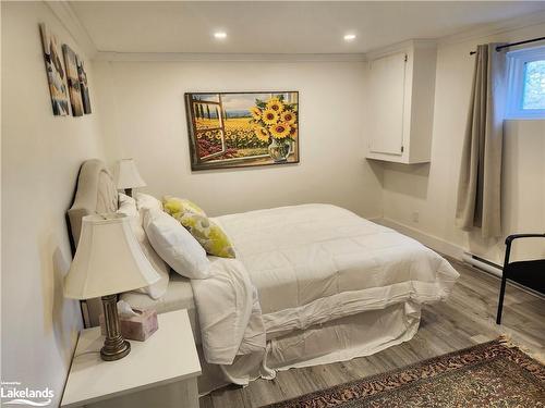 18 Belcher Street, Collingwood, ON - Indoor Photo Showing Bedroom