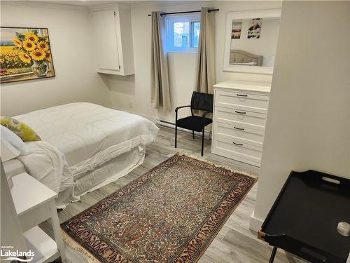 18 Belcher Street, Collingwood, ON - Indoor Photo Showing Bedroom