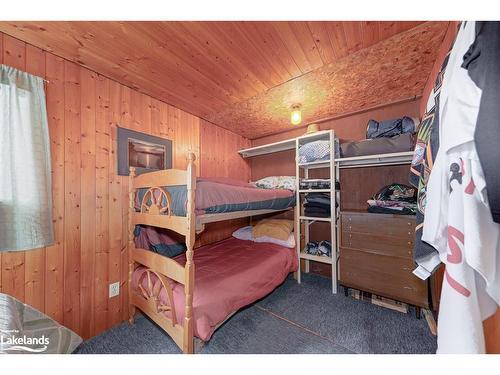 15 Sr405 Severn River Shore, Muskoka Lakes, ON - Indoor Photo Showing Bedroom