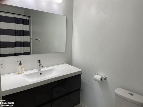 5-111 Brooker Boulevard, The Blue Mountains, ON - Indoor Photo Showing Bathroom