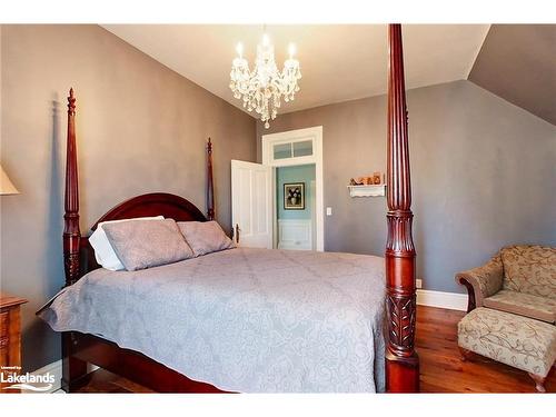 3202 County 124 Road, Duntroon, ON - Indoor Photo Showing Bedroom