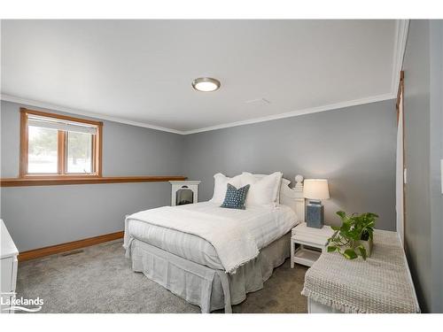 359 Brunel Road, Huntsville, ON - Indoor Photo Showing Bedroom