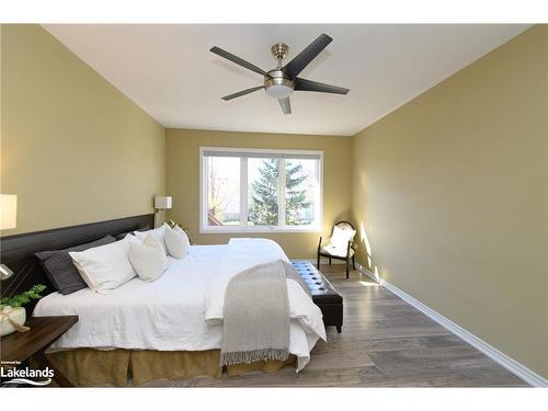 12 Surfside Crescent, Collingwood, ON - Indoor Photo Showing Bedroom