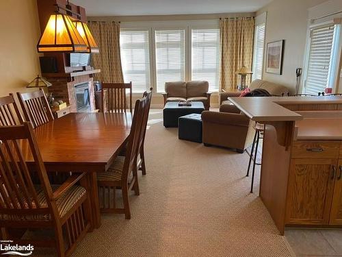 126-125 Fairway Court, The Blue Mountains, ON - Indoor Photo Showing Dining Room