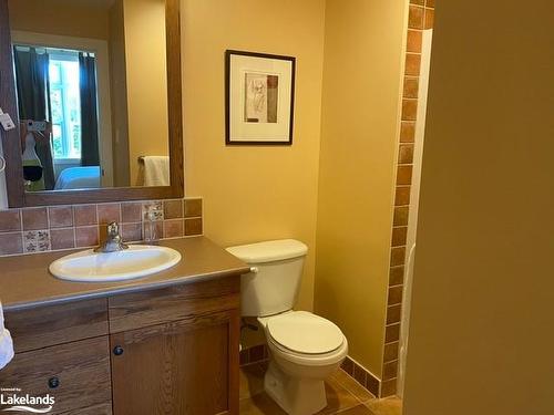 126-125 Fairway Court, The Blue Mountains, ON - Indoor Photo Showing Bathroom