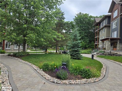 402-391B Manitoba Street, Bracebridge, ON - Outdoor