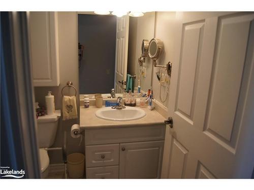 301-24 Dairy Lane, Huntsville, ON - Indoor Photo Showing Bathroom
