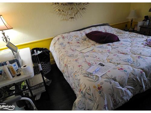 23 River Street, Coldwater, ON - Indoor Photo Showing Bedroom