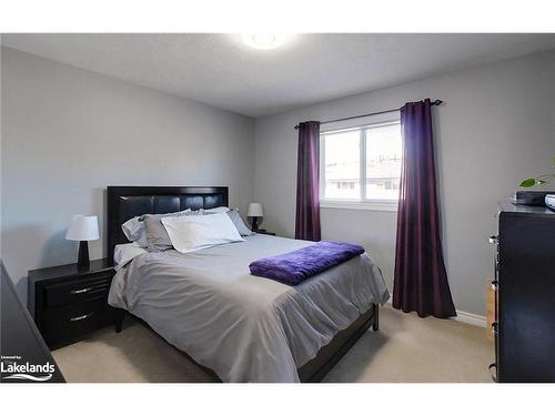 7 St Andrews Drive, Meaford, ON - Indoor Photo Showing Bedroom