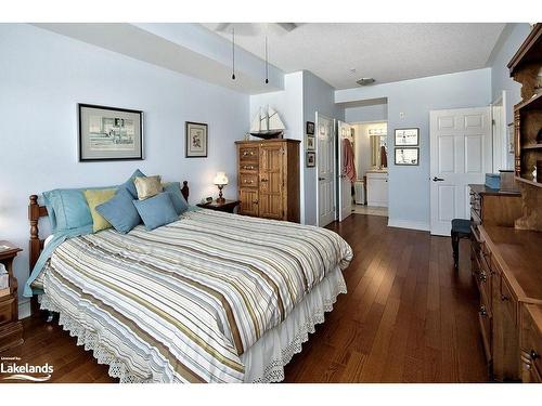 204-91 Raglan Street, Collingwood, ON - Indoor Photo Showing Bedroom