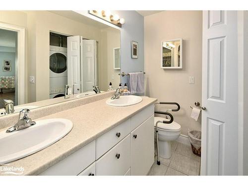 204-91 Raglan Street, Collingwood, ON - Indoor Photo Showing Bathroom