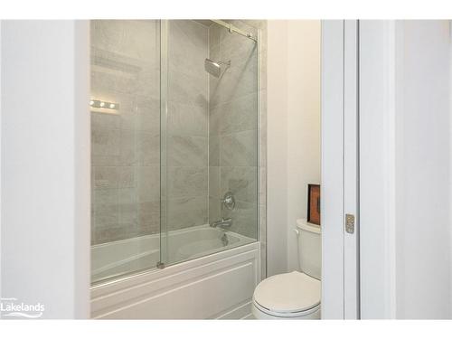 100 Sladden Court, Thornbury, ON - Indoor Photo Showing Bathroom