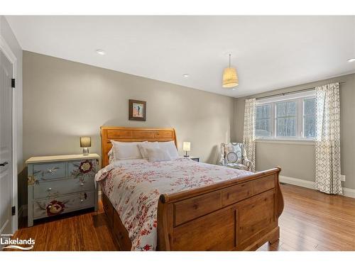 177 Osprey Heights Road, Grey Highlands, ON - Indoor Photo Showing Bedroom