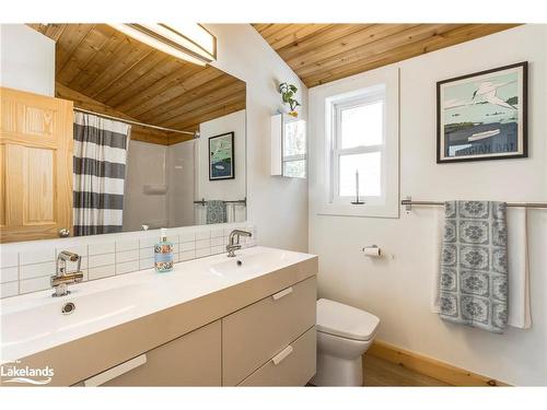 68 Second Street, Tiny, ON - Indoor Photo Showing Bathroom