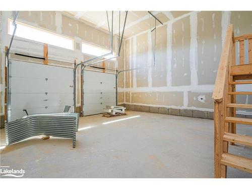 Lot 36 West Ridge Drive, Thornbury, ON - Indoor Photo Showing Garage