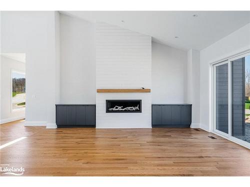 Lot 36 West Ridge Drive, Thornbury, ON - Indoor With Fireplace