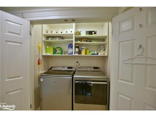 17 Silver Creek Drive, Collingwood, ON - Indoor Photo Showing Laundry Room