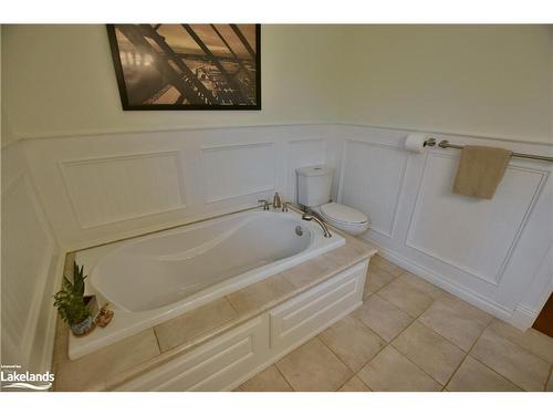 17 Silver Creek Drive, Collingwood, ON - Indoor Photo Showing Bathroom