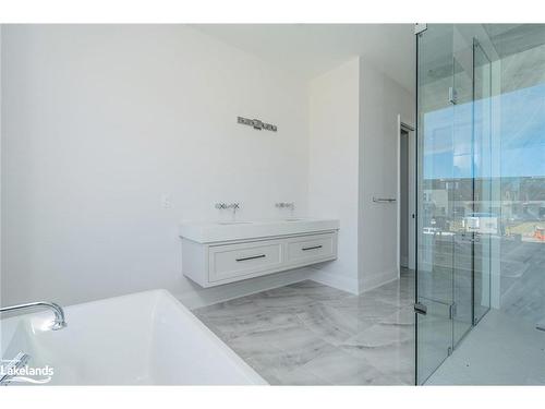 Lot 32 Sladden Court, The Blue Mountains, ON - Indoor Photo Showing Bathroom