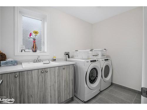 2 Beatrice Drive, Wasaga Beach, ON - Indoor Photo Showing Laundry Room