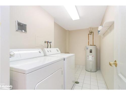 205-16 Raglan Street, Collingwood, ON - Indoor Photo Showing Laundry Room