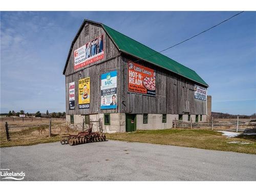 8485 Highway 93, Tiny, ON - Outdoor