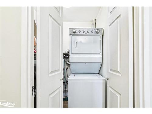 610-172 Eighth Street, Collingwood, ON - Indoor Photo Showing Laundry Room