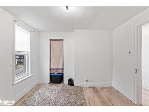 168 Boucher Street E, Meaford, ON - Indoor Photo Showing Other Room