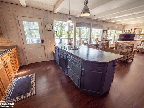 14 Is 130 Severn River, Georgian Bay, ON - Indoor Photo Showing Kitchen