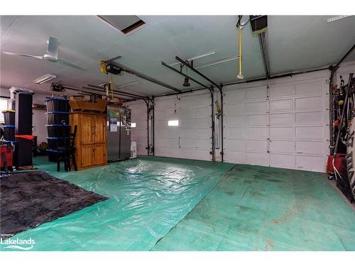 1751 Cedar Lane, Bracebridge, ON - Indoor Photo Showing Garage
