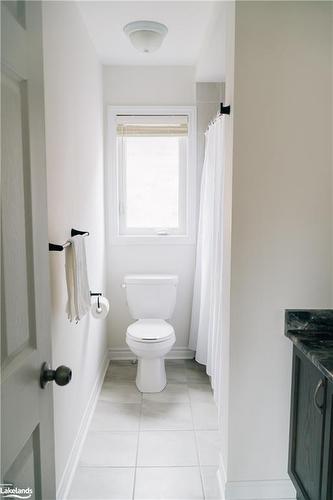 54 Mclean Avenue, Collingwood, ON - Indoor Photo Showing Bathroom