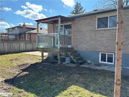 11 Lonsdale Place, Barrie, ON - Outdoor