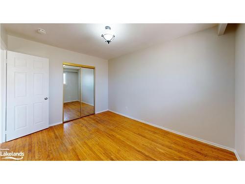 11 Lonsdale Place, Barrie, ON - Indoor Photo Showing Other Room
