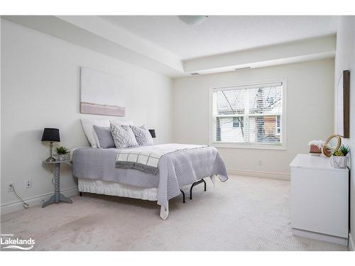 203-91 Raglan Street, Collingwood, ON - Indoor Photo Showing Bedroom
