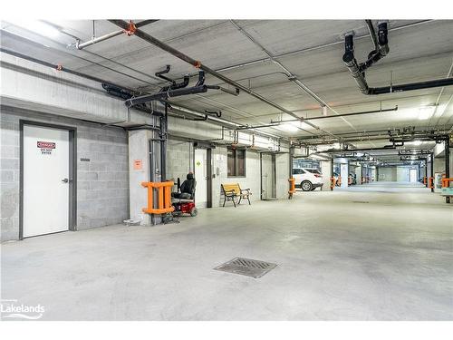 203-91 Raglan Street, Collingwood, ON - Indoor Photo Showing Garage