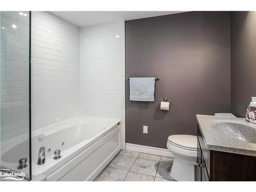 840-34 Dawson Drive, Collingwood, ON - Indoor Photo Showing Bathroom