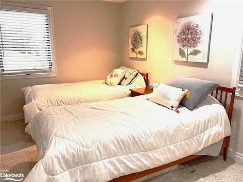 89 Georgian Manor Drive, Collingwood, ON - Indoor Photo Showing Bedroom