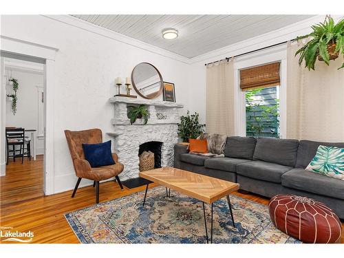 5 Duncan Street E, Huntsville, ON - Indoor Photo Showing Living Room With Fireplace