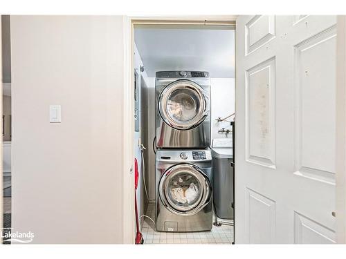 390 Mariners Way, Collingwood, ON - Indoor Photo Showing Laundry Room