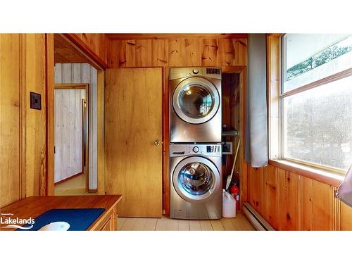 1584 Shore Lane, Wasaga Beach, ON - Indoor Photo Showing Laundry Room