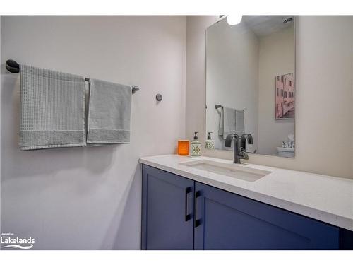 186 Courtland Street, The Blue Mountains, ON - Indoor Photo Showing Bathroom