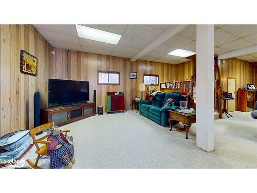 14 Seneca Crescent, Tiny, ON - Indoor Photo Showing Basement