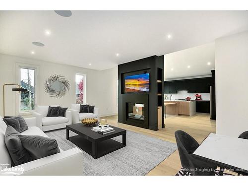90 Findlay Drive, Collingwood, ON - Indoor Photo Showing Living Room