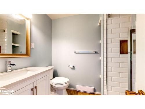 214 Escarpment Crescent, Collingwood, ON - Indoor Photo Showing Bathroom