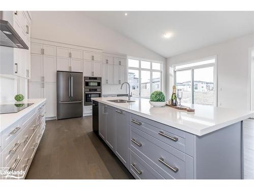 183 West Ridge Drive, Thornbury, ON - Indoor Photo Showing Kitchen With Upgraded Kitchen