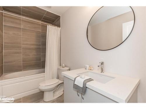 183 West Ridge Drive, Thornbury, ON - Indoor Photo Showing Bathroom