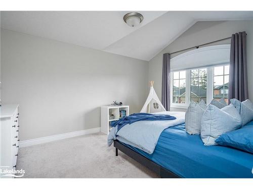 56 Lockerbie Crescent, Collingwood, ON - Indoor Photo Showing Bedroom