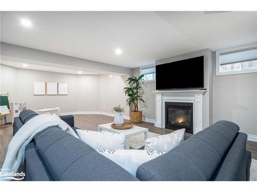 56 Lockerbie Crescent, Collingwood, ON - Indoor With Fireplace