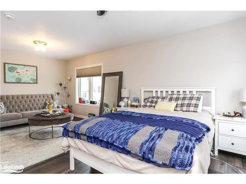 7 Lett Avenue, Collingwood, ON - Indoor Photo Showing Bedroom