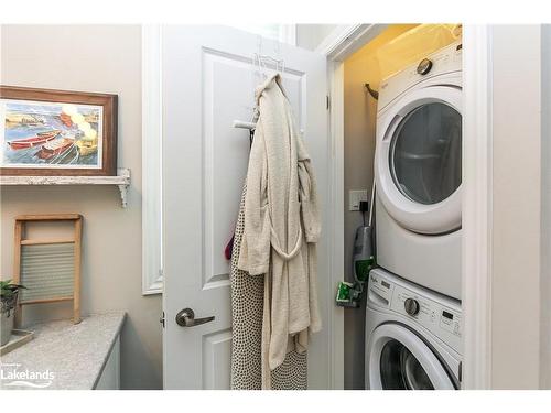 7 Lett Avenue, Collingwood, ON - Indoor Photo Showing Laundry Room